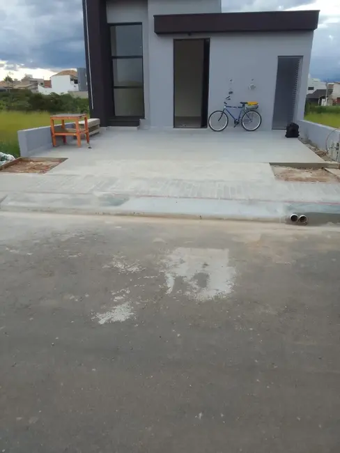 Foto 4 de Casa de Condomínio com 3 quartos à venda, 104m2 em Pindamonhangaba - SP