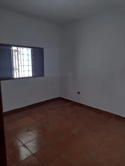 Foto 6 de Casa com 2 quartos à venda, 176m2 em Parque Senhor do Bonfim, Taubate - SP