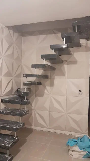 Foto 6 de Sobrado com 3 quartos à venda, 90m2 em Parque São Domingos, Pindamonhangaba - SP