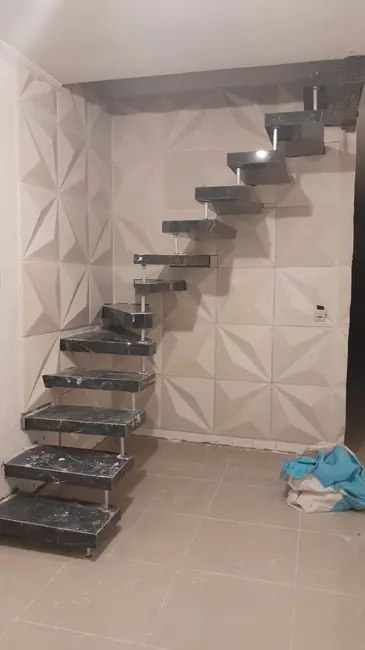 Foto 5 de Sobrado com 3 quartos à venda, 90m2 em Parque São Domingos, Pindamonhangaba - SP