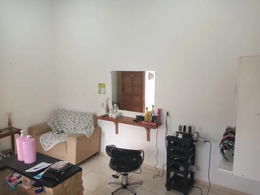 Foto 9 de Casa com 4 quartos à venda, 300m2 em Parque São Domingos, Pindamonhangaba - SP