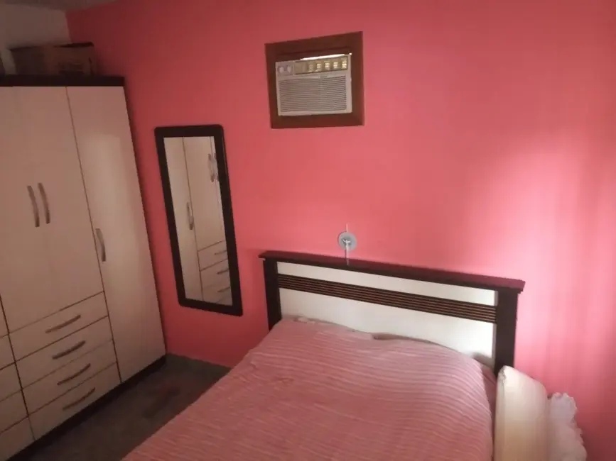 Foto 8 de Casa com 4 quartos à venda, 300m2 em Parque São Domingos, Pindamonhangaba - SP