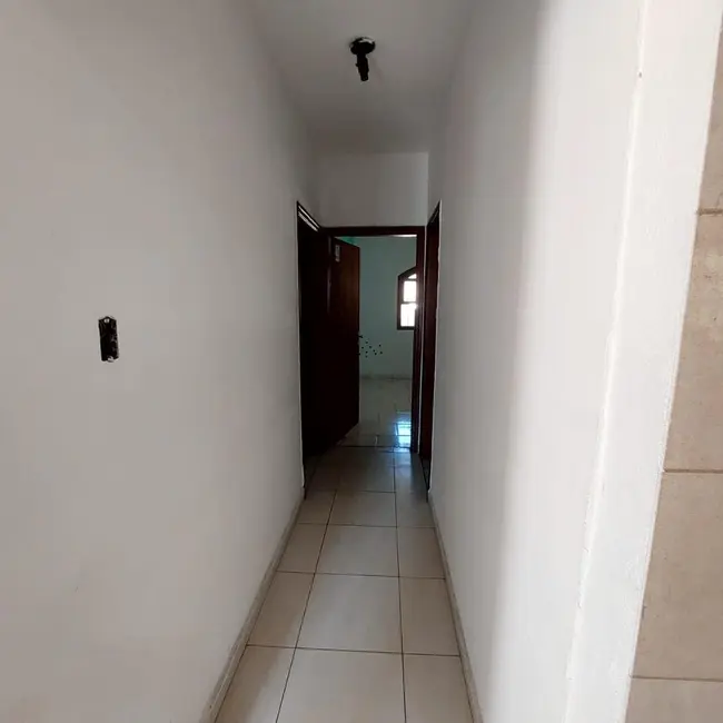 Foto 4 de Casa com 3 quartos à venda, 110m2 em Jardim Garcez, Taubate - SP