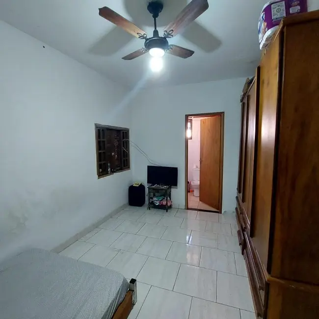 Foto 6 de Casa com 3 quartos à venda, 110m2 em Jardim Garcez, Taubate - SP