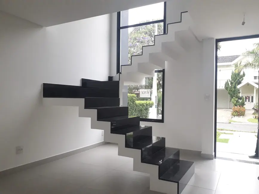 Foto 4 de Casa de Condomínio com 3 quartos à venda, 242m2 em Taubate - SP