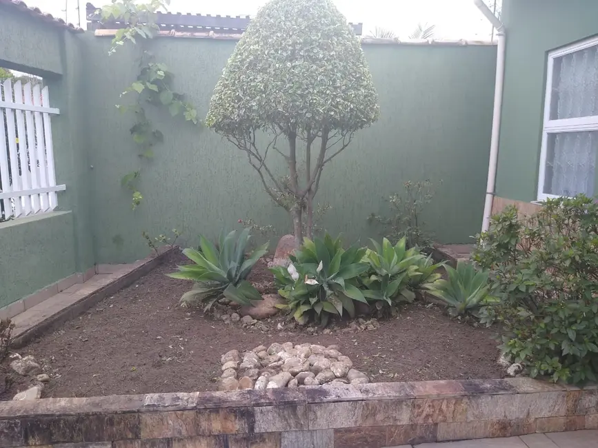 Foto 4 de Sobrado com 3 quartos à venda, 260m2 em Vila São Geraldo, Taubate - SP