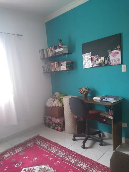 Foto 9 de Sobrado com 3 quartos à venda, 260m2 em Vila São Geraldo, Taubate - SP