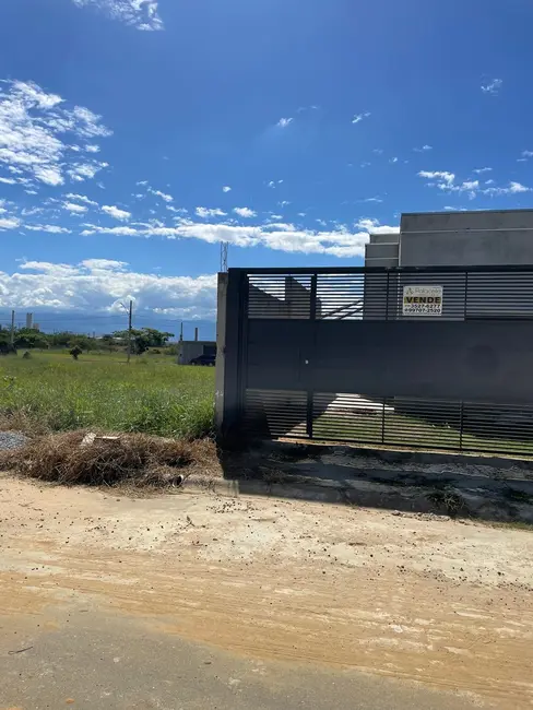 Foto 2 de Casa com 2 quartos à venda, 70m2 em Pindamonhangaba - SP