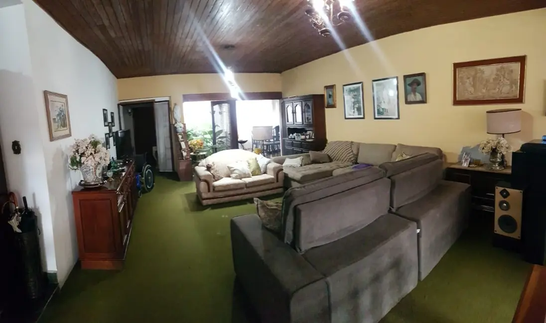 Foto 6 de Casa com 7 quartos à venda, 532m2 em Pindamonhangaba - SP