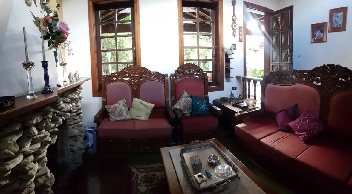 Foto 2 de Casa com 7 quartos à venda, 532m2 em Pindamonhangaba - SP