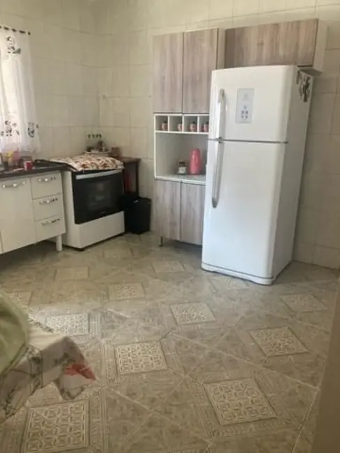 Foto 4 de Casa com 2 quartos à venda, 240m2 em Alto São Pedro, Taubate - SP