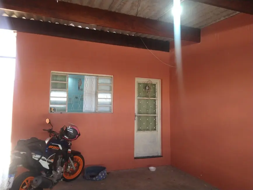 Foto 1 de Casa com 1 quarto à venda, 58m2 em Residencial Estoril, Taubate - SP
