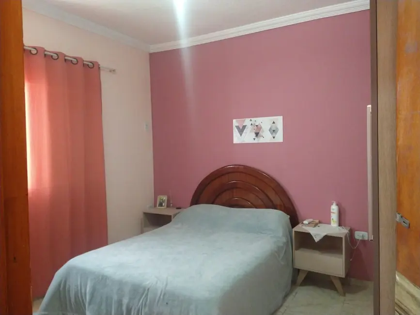 Foto 2 de Casa com 1 quarto à venda, 58m2 em Residencial Estoril, Taubate - SP