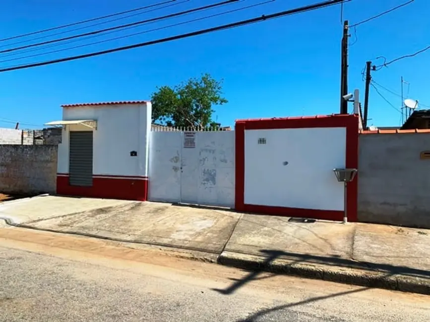 Foto 1 de Casa com 2 quartos à venda, 165m2 em Pindamonhangaba - SP