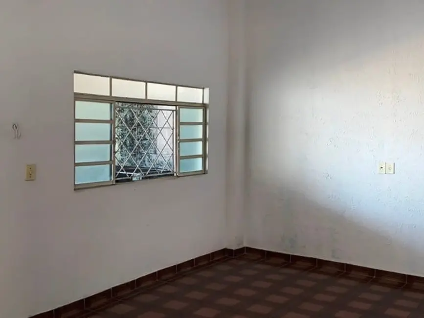 Foto 9 de Casa com 2 quartos à venda, 165m2 em Pindamonhangaba - SP