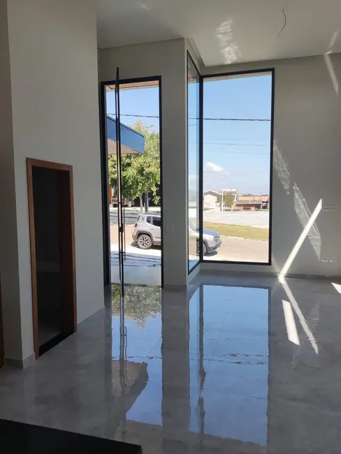 Foto 4 de Casa de Condomínio com 3 quartos à venda, 150m2 em Bairro do Grama, Cacapava - SP