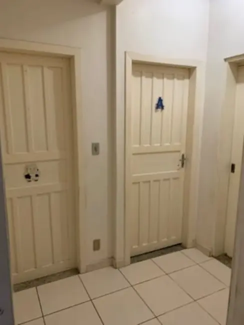 Foto 7 de Casa com 4 quartos à venda, 210m2 em Tremembe - SP