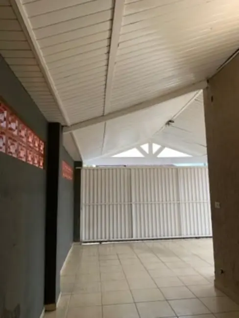 Foto 1 de Casa com 4 quartos à venda, 210m2 em Tremembe - SP