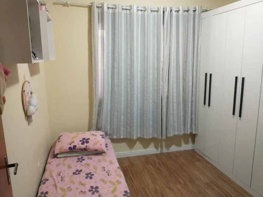 Foto 2 de Casa com 2 quartos à venda, 98m2 em Parque Senhor do Bonfim, Taubate - SP