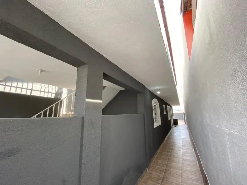 Foto 1 de Sobrado com 2 quartos à venda, 265m2 em Campos Elíseos, Taubate - SP