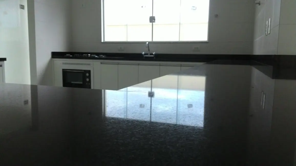 Foto 8 de Sobrado com 3 quartos à venda, 340m2 em Nossa Senhora do Perpétuo Socorro, Pindamonhangaba - SP