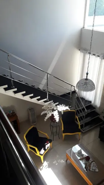 Foto 4 de Sobrado com 3 quartos à venda, 260m2 em Tremembe - SP