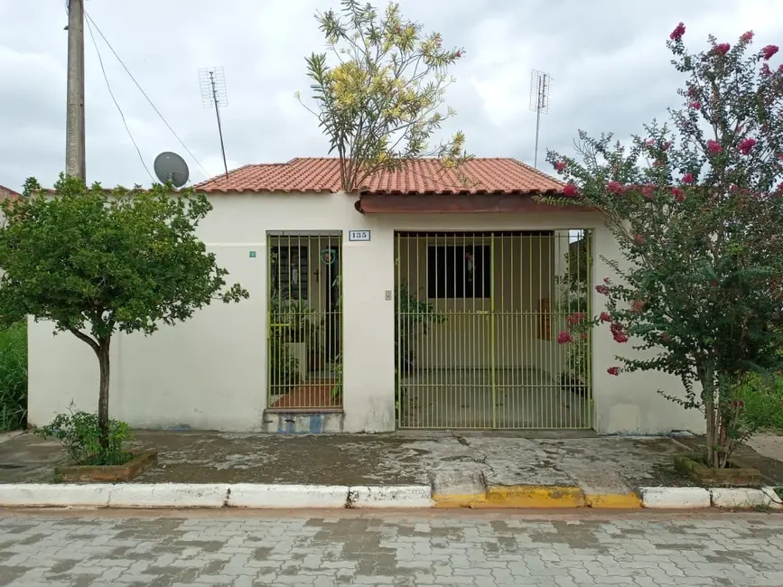 Foto 1 de Casa com 2 quartos à venda em Potim - SP