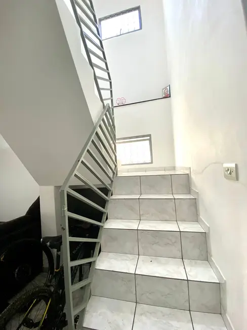 Foto 7 de Sobrado com 2 quartos à venda, 88m2 em Jardim Gurilândia, Taubate - SP
