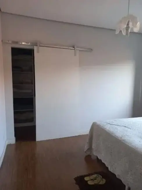 Foto 3 de Casa com 4 quartos à venda, 140m2 em Chácara São Silvestre, Taubate - SP