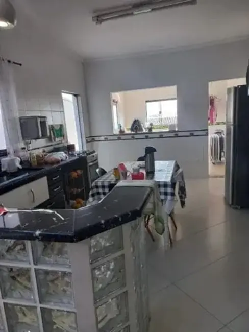 Foto 4 de Casa com 4 quartos à venda, 140m2 em Chácara São Silvestre, Taubate - SP