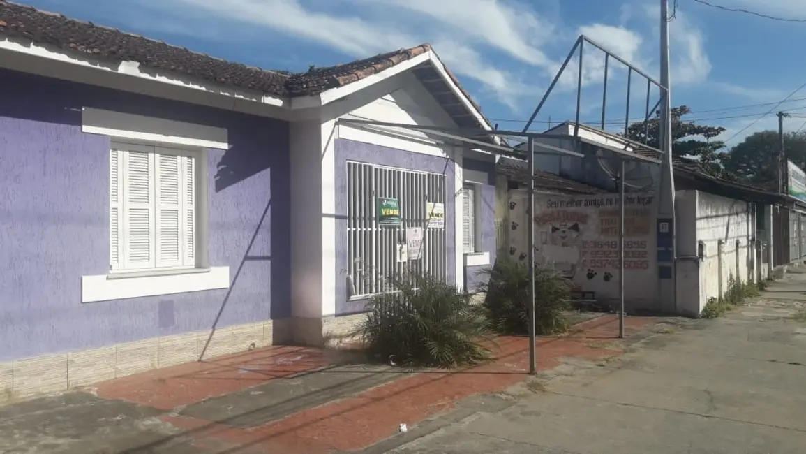 Foto 1 de Casa com 3 quartos à venda, 347m2 em Centro, Pindamonhangaba - SP