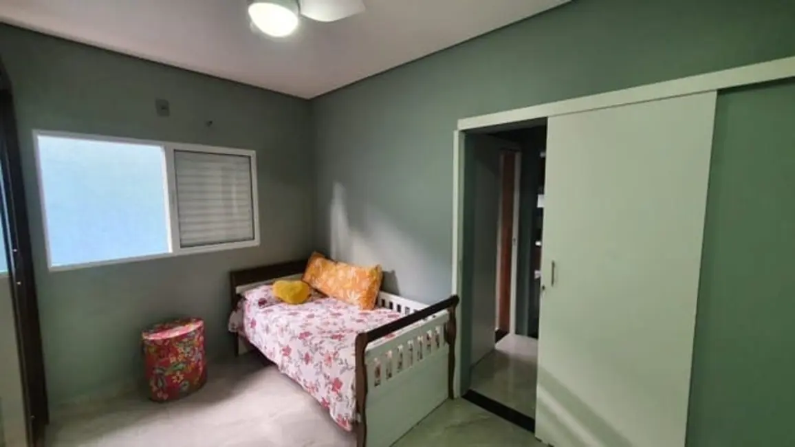 Foto 7 de Casa com 3 quartos à venda, 210m2 em Jardim Morumby, Taubate - SP