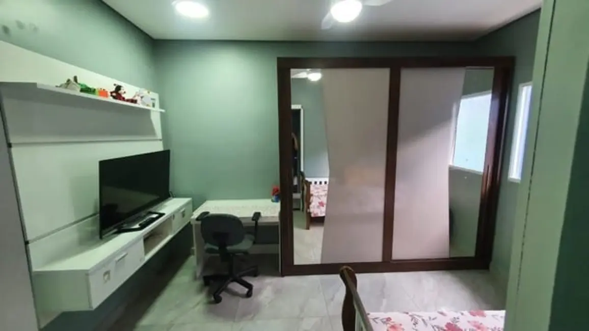 Foto 8 de Casa com 3 quartos à venda, 210m2 em Jardim Morumby, Taubate - SP