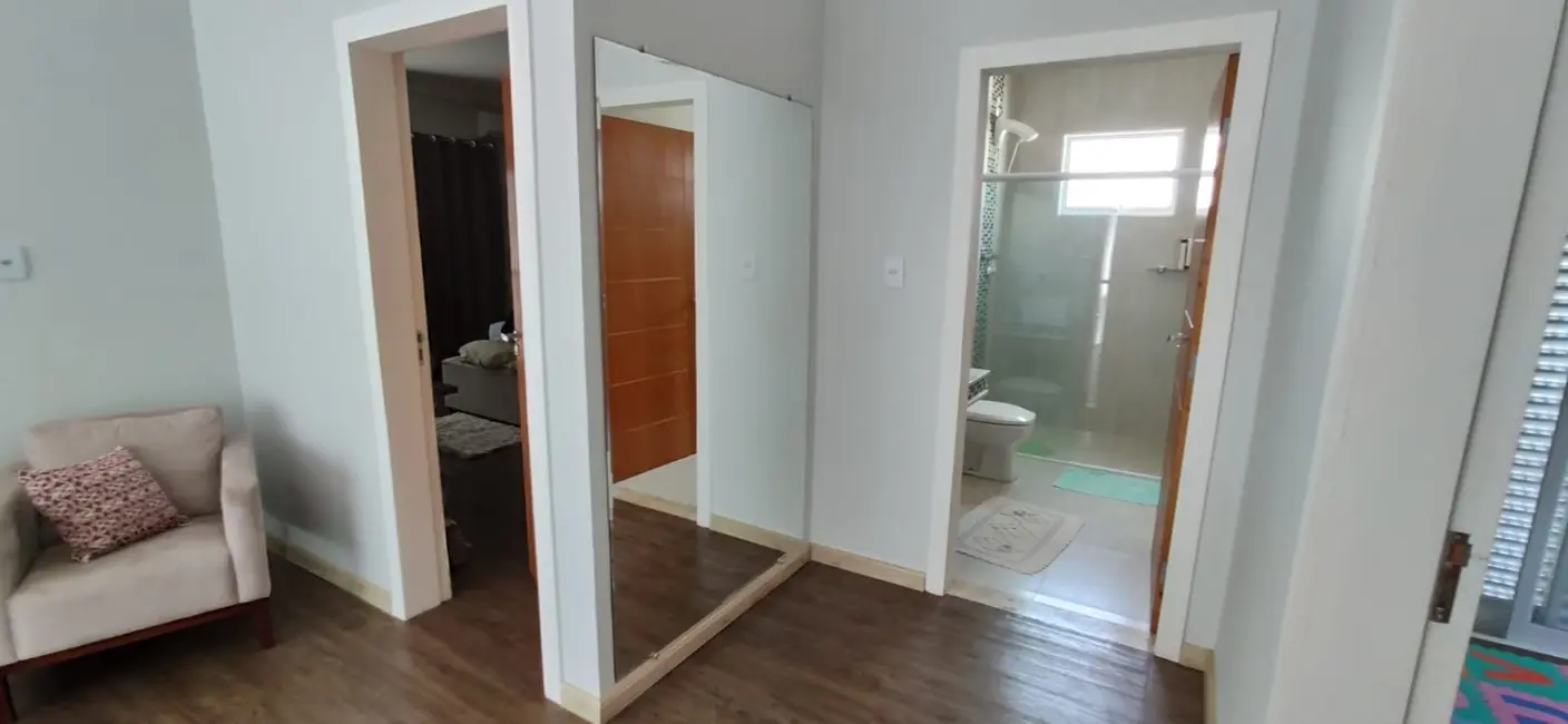 Foto 9 de Casa de Condomínio com 3 quartos à venda e para alugar, 256m2 em Bairro do Grama, Cacapava - SP
