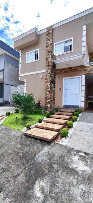 Foto 2 de Casa de Condomínio com 3 quartos à venda e para alugar, 256m2 em Bairro do Grama, Cacapava - SP