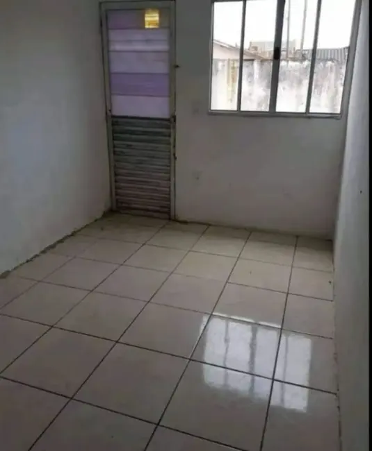Foto 2 de Casa com 2 quartos à venda, 150m2 em Conjunto Residencial Araretama, Pindamonhangaba - SP