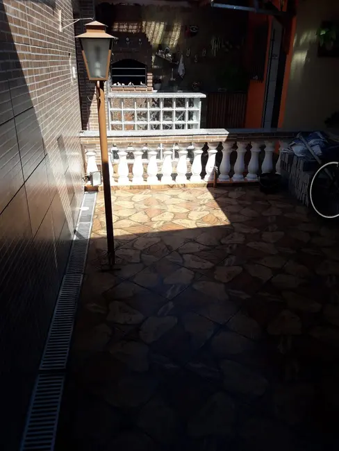Foto 5 de Casa com 3 quartos à venda, 134m2 em Vila Rica, Pindamonhangaba - SP