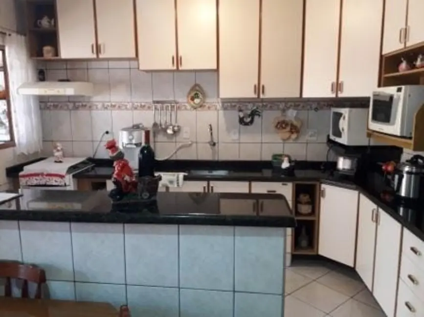 Foto 8 de Casa com 3 quartos à venda, 134m2 em Vila Rica, Pindamonhangaba - SP