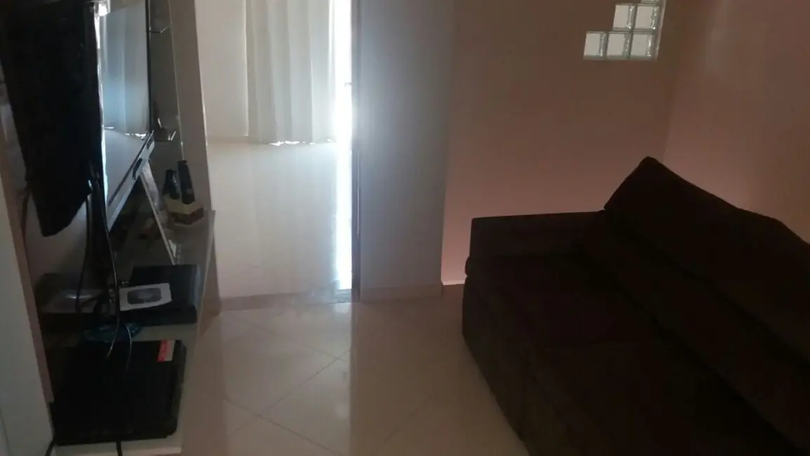 Foto 3 de Casa com 3 quartos à venda, 200m2 em Potim - SP