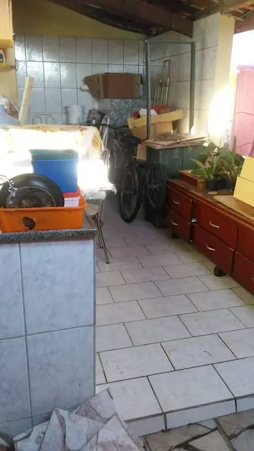 Foto 3 de Casa com 5 quartos à venda, 250m2 em Pindamonhangaba - SP