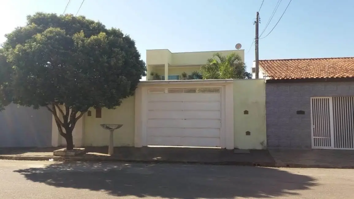 Foto 9 de Sobrado com 3 quartos à venda, 147m2 em Residencial Village Santana, Guaratingueta - SP