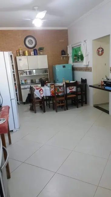 Foto 6 de Sobrado com 3 quartos à venda, 147m2 em Residencial Village Santana, Guaratingueta - SP