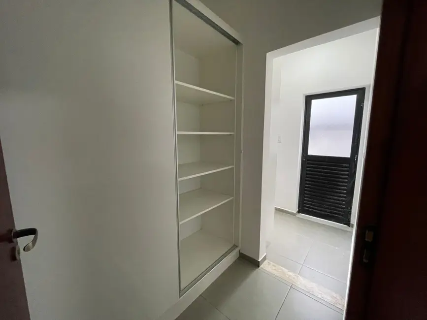 Foto 9 de Casa de Condomínio com 3 quartos à venda, 250m2 em Tremembe - SP