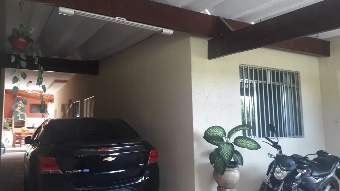 Foto 3 de Casa com 2 quartos à venda, 200m2 em Pindamonhangaba - SP