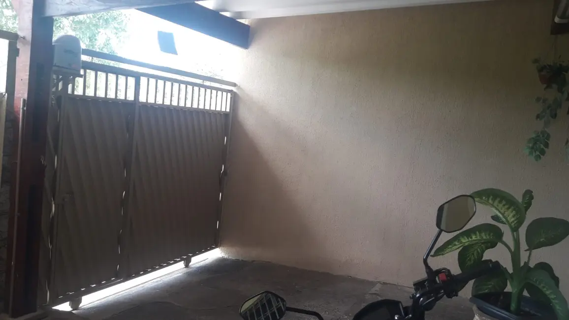 Foto 7 de Casa com 2 quartos à venda, 200m2 em Pindamonhangaba - SP