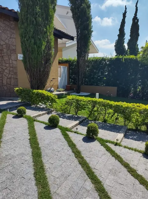 Foto 2 de Casa de Condomínio com 5 quartos à venda, 300m2 em Pindamonhangaba - SP