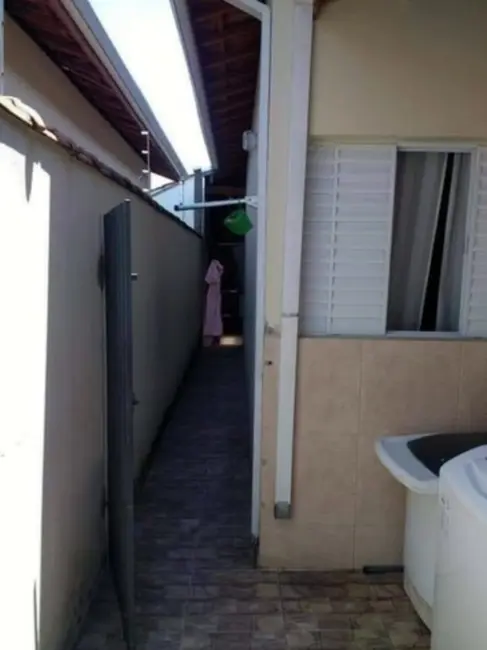 Foto 4 de Casa com 2 quartos à venda, 100m2 em Conjunto Residencial Araretama, Pindamonhangaba - SP