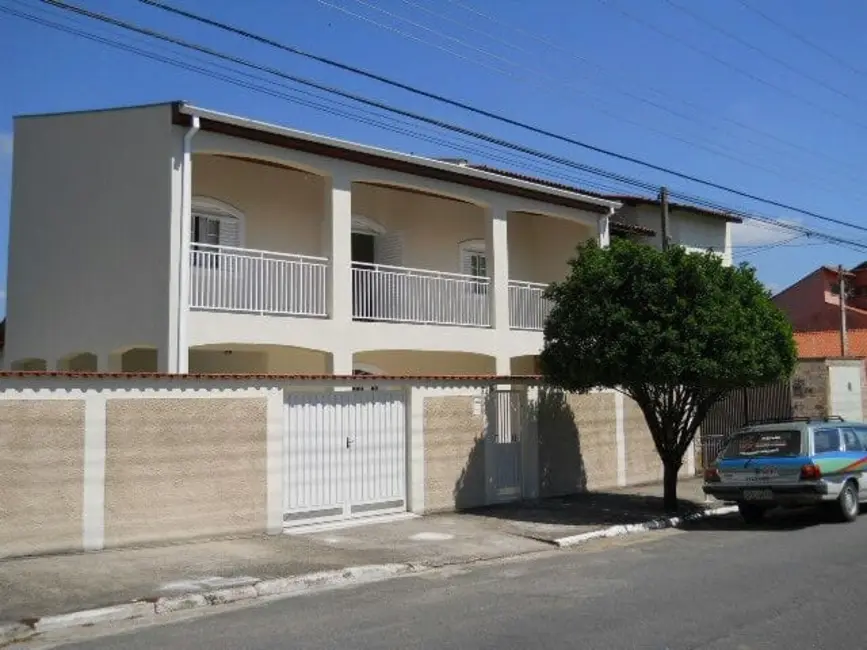 Foto 2 de Casa com 4 quartos à venda, 400m2 em Jardim Indepedência, Guaratingueta - SP