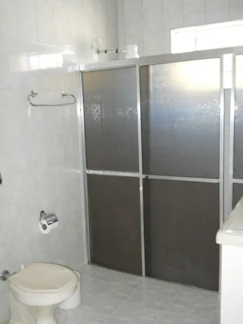 Foto 7 de Casa com 4 quartos à venda, 400m2 em Jardim Indepedência, Guaratingueta - SP