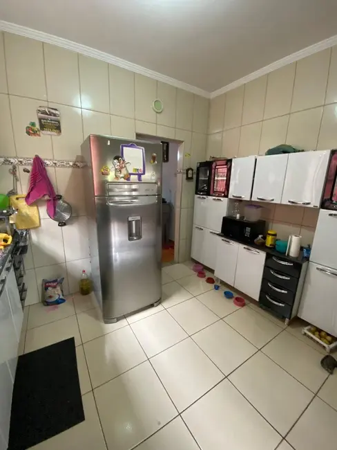 Foto 4 de Casa com 3 quartos à venda, 180m2 em Chácara do Visconde, Taubate - SP